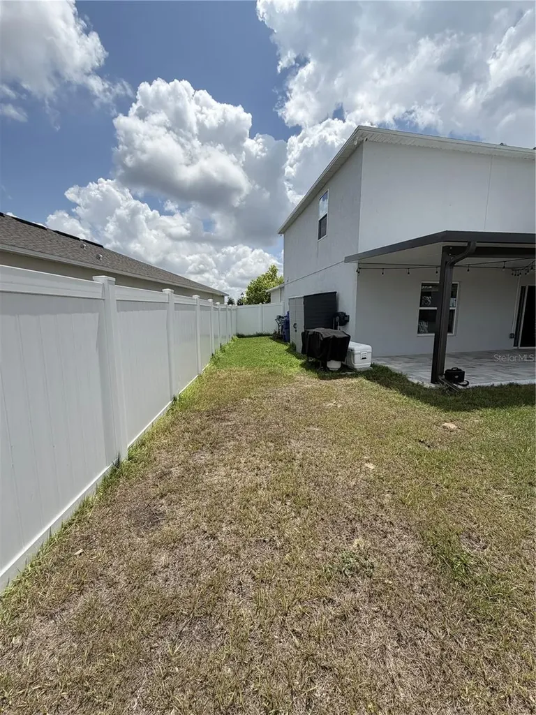 1033 Calico Pointe Circle Groveland FL 34736