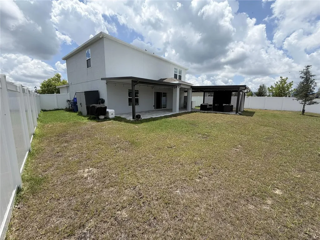 1033 Calico Pointe Circle Groveland FL 34736