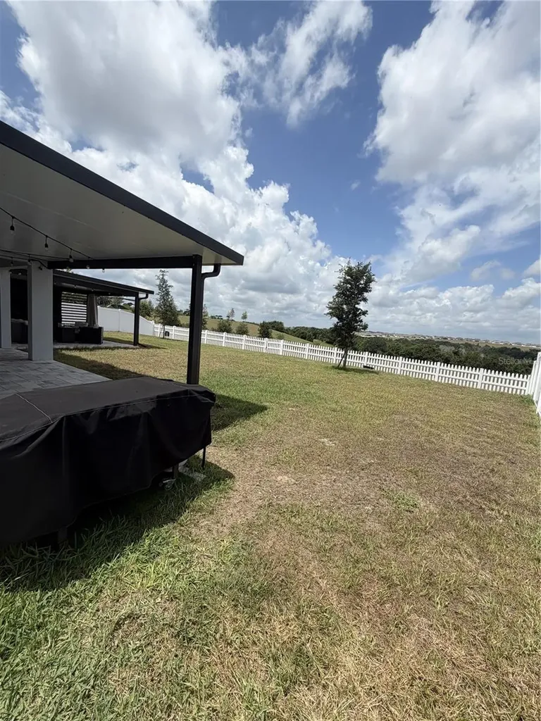 1033 Calico Pointe Circle Groveland FL 34736