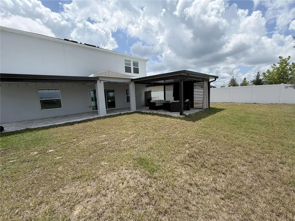 1033 Calico Pointe Circle Groveland FL 34736