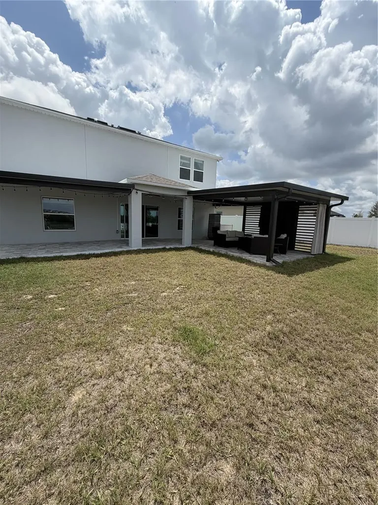 1033 Calico Pointe Circle Groveland FL 34736
