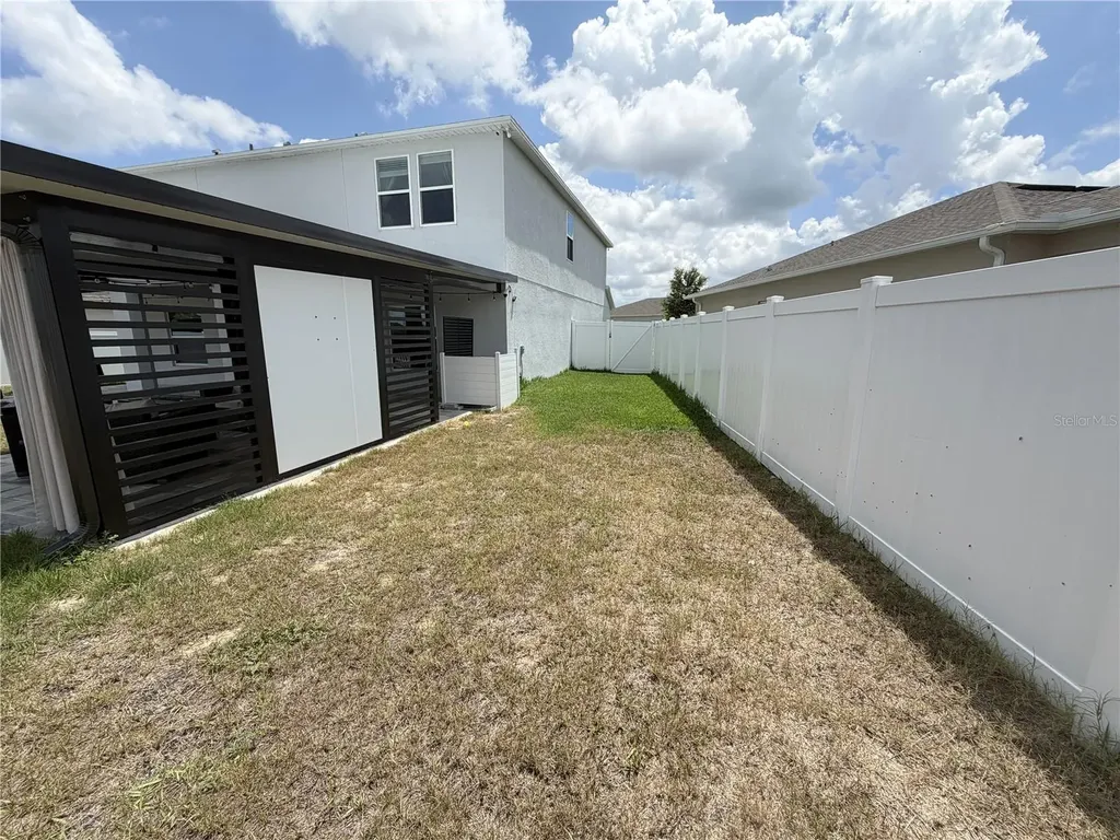 1033 Calico Pointe Circle Groveland FL 34736