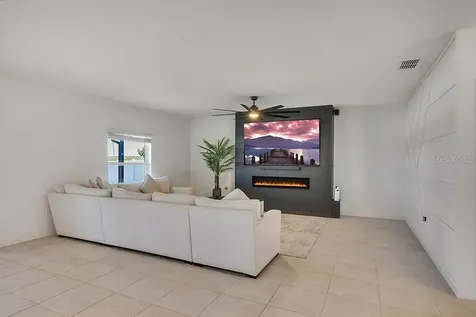 1033 Calico Pointe Circle Groveland FL 34736