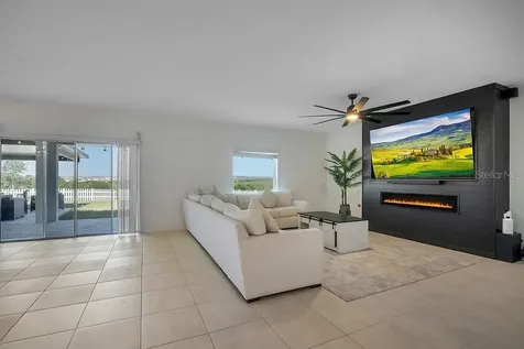 1033 Calico Pointe Circle Groveland FL 34736