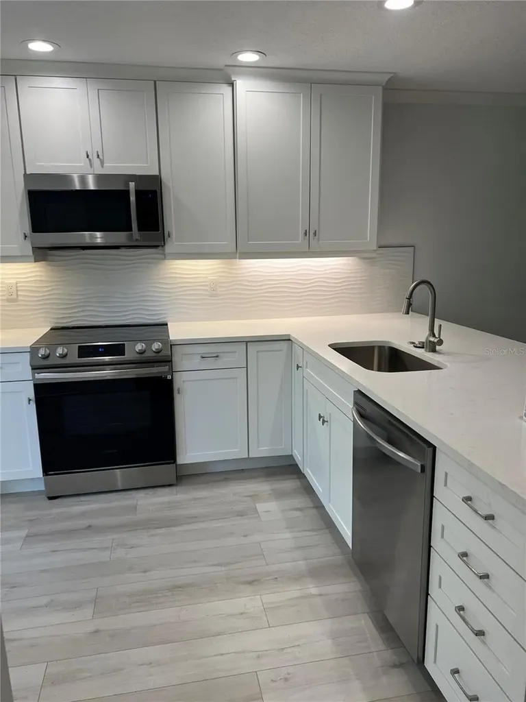 4044 Corkwood Court Palm Harbor FL 34684