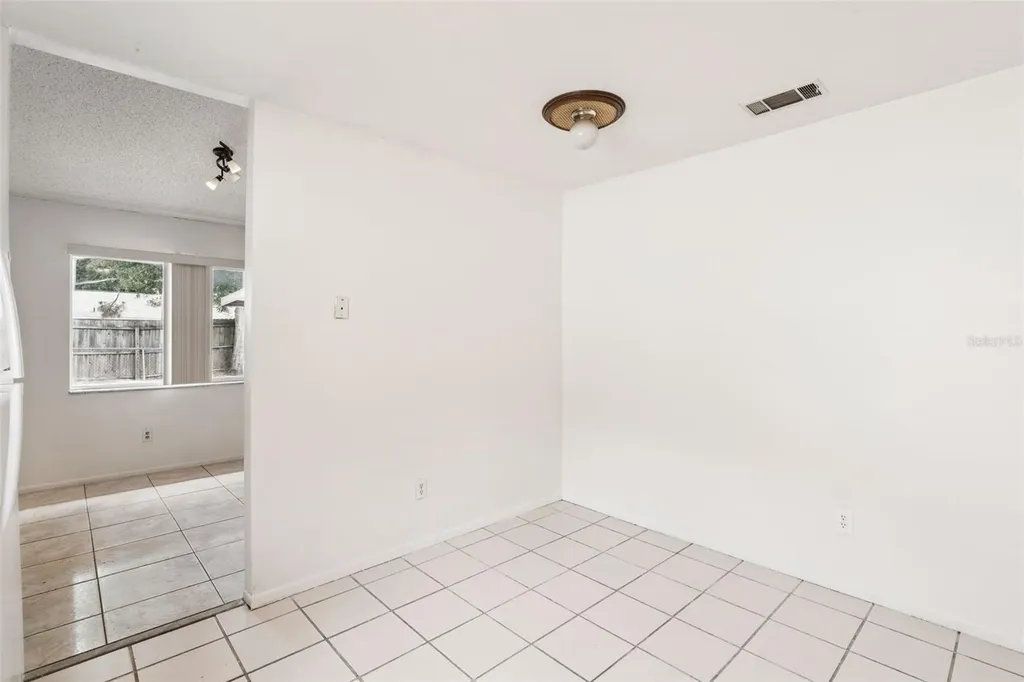 4711 White Willow Lane Orlando FL 32808
