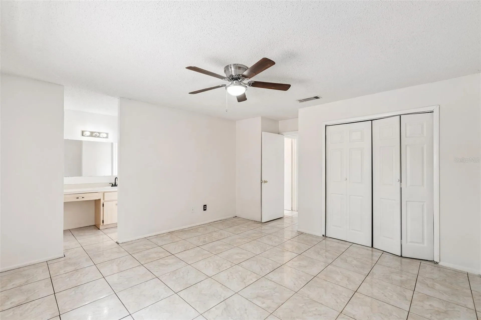 4711 White Willow Lane Orlando FL 32808