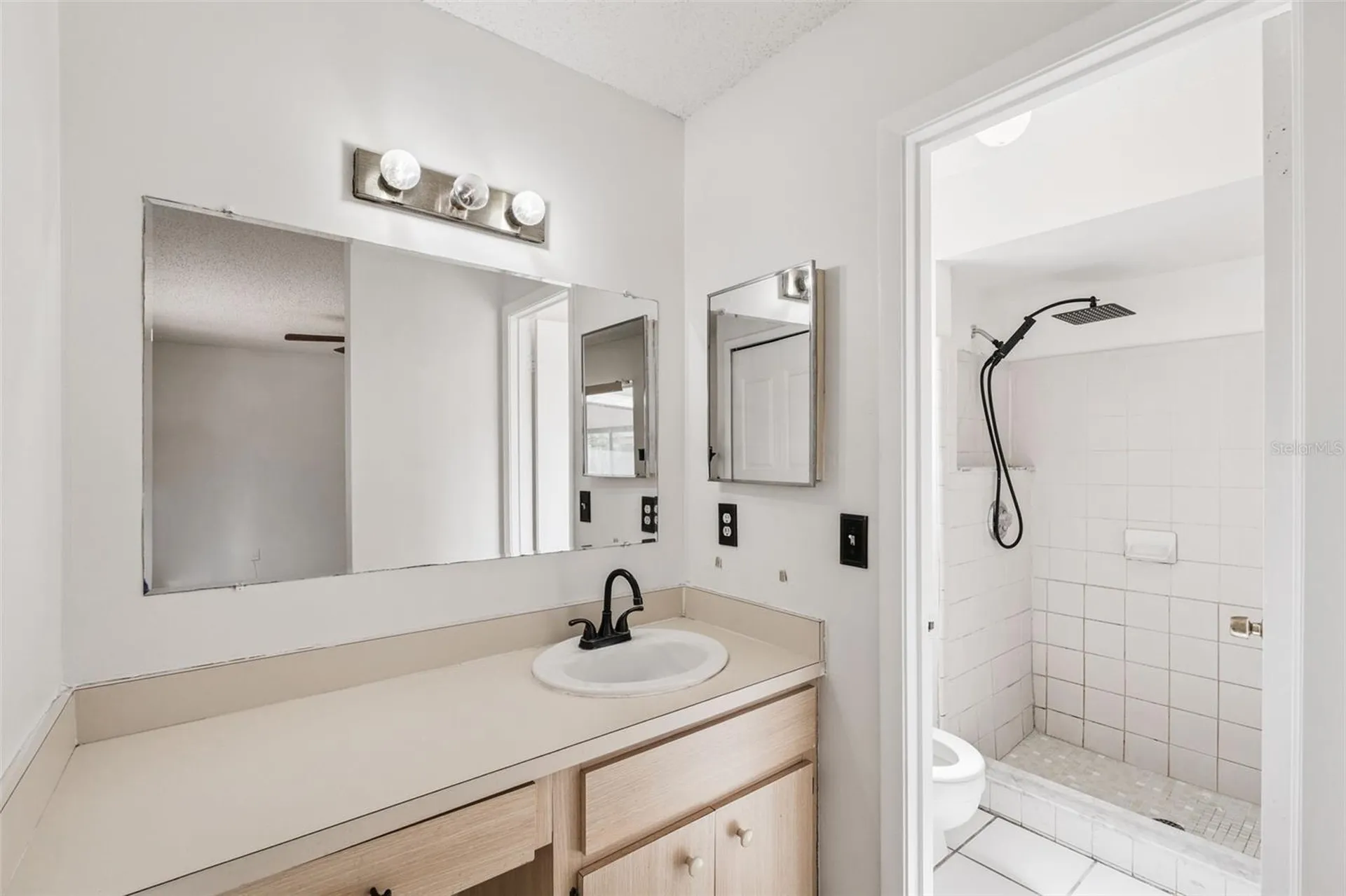 4711 White Willow Lane Orlando FL 32808