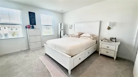 3244 Skyline Loop Kissimmee FL 34758