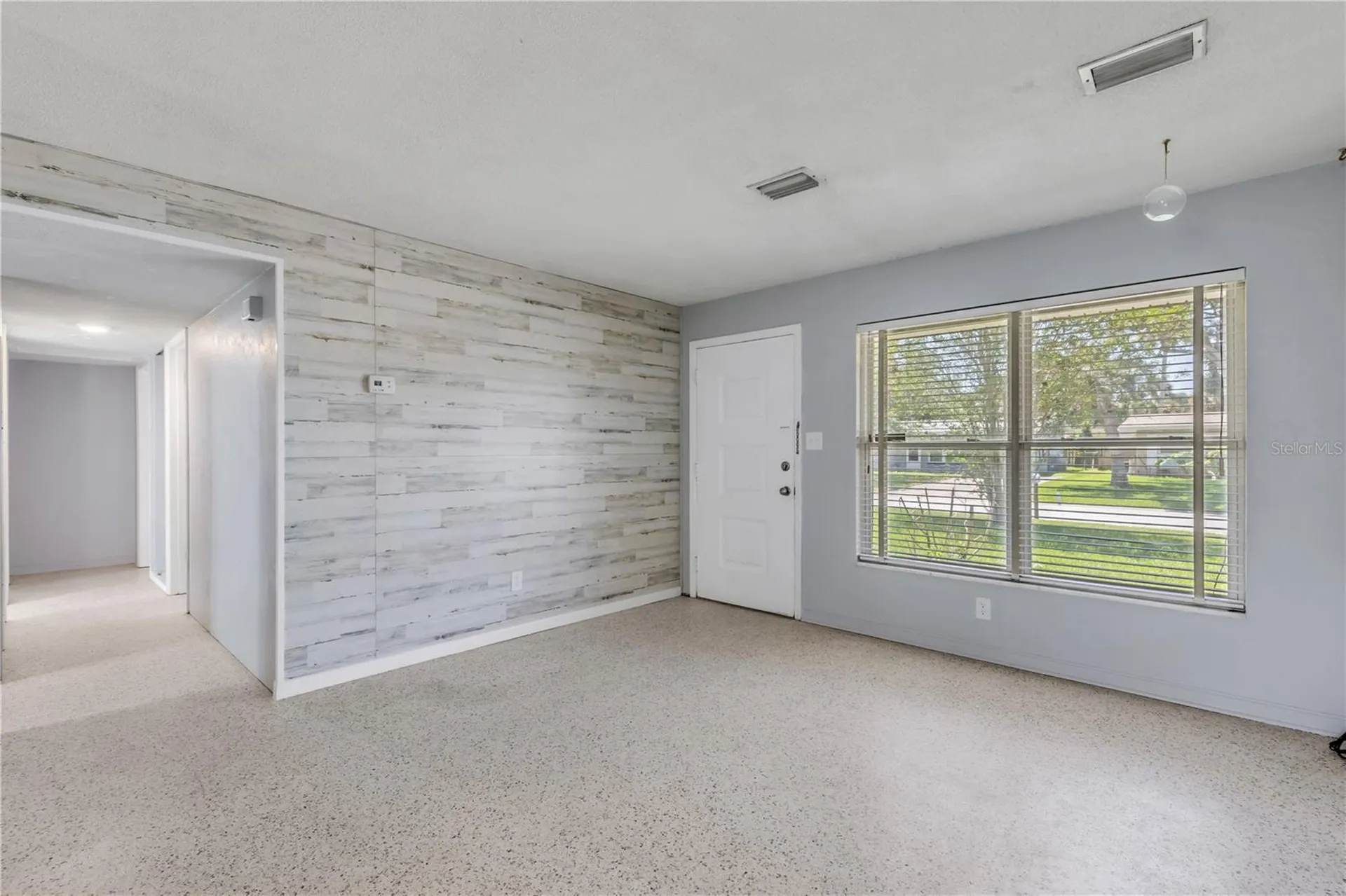 592 Brook Circle South Daytona FL 32119