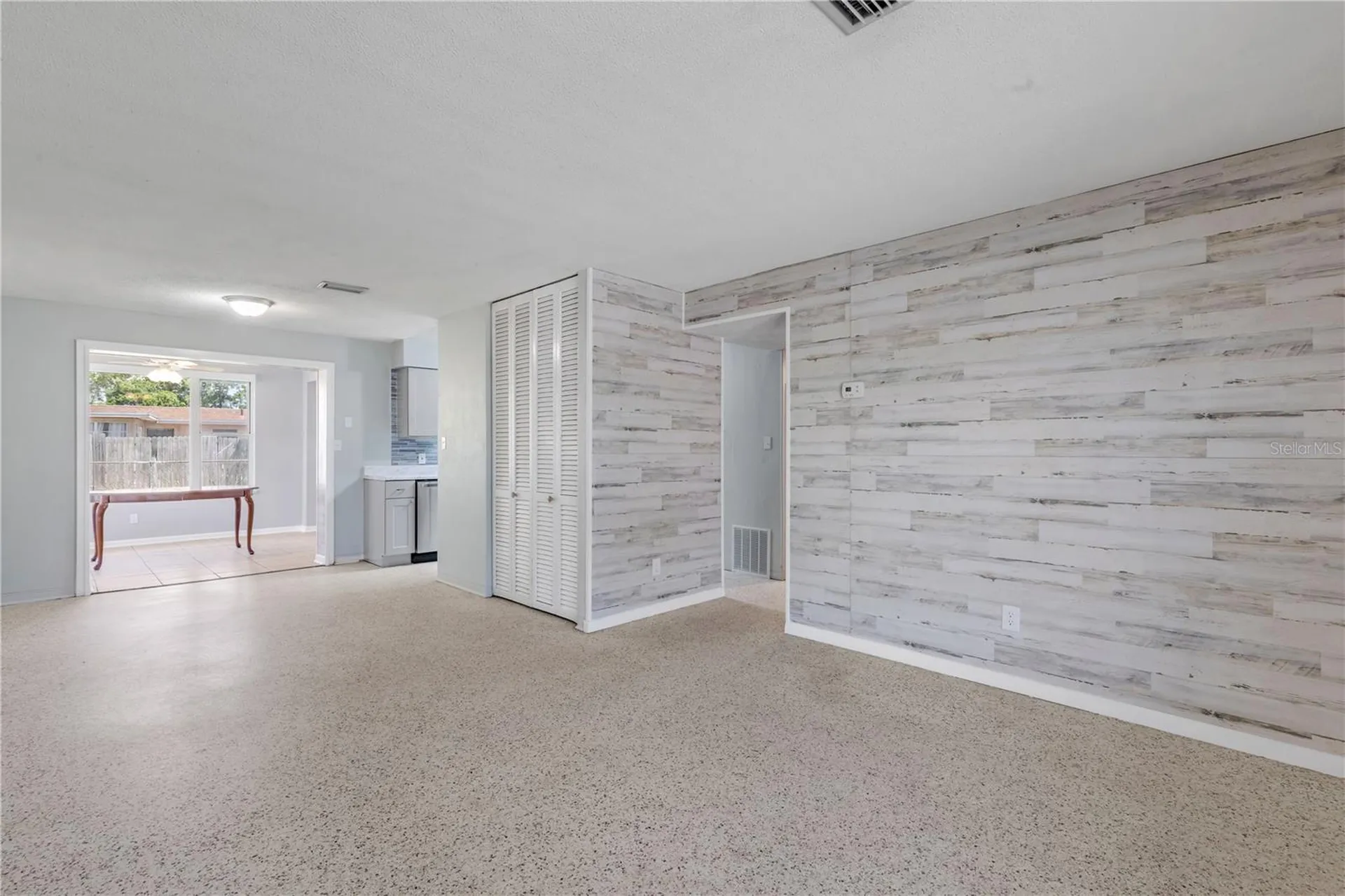 592 Brook Circle South Daytona FL 32119