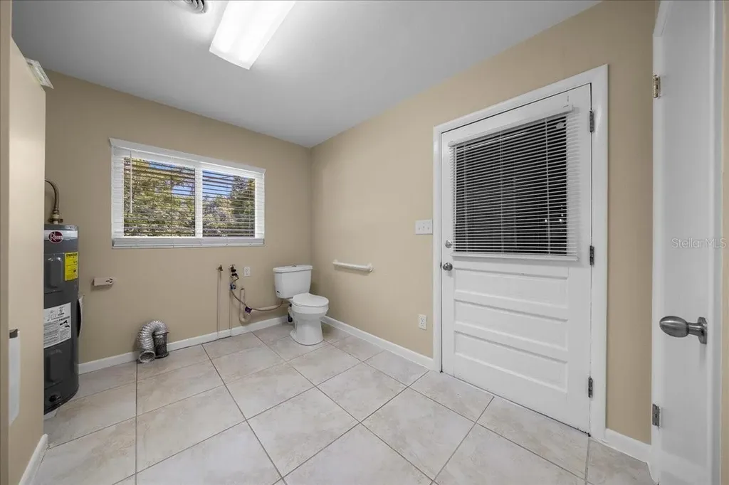 2333 E Fort King Street Ocala FL 34471