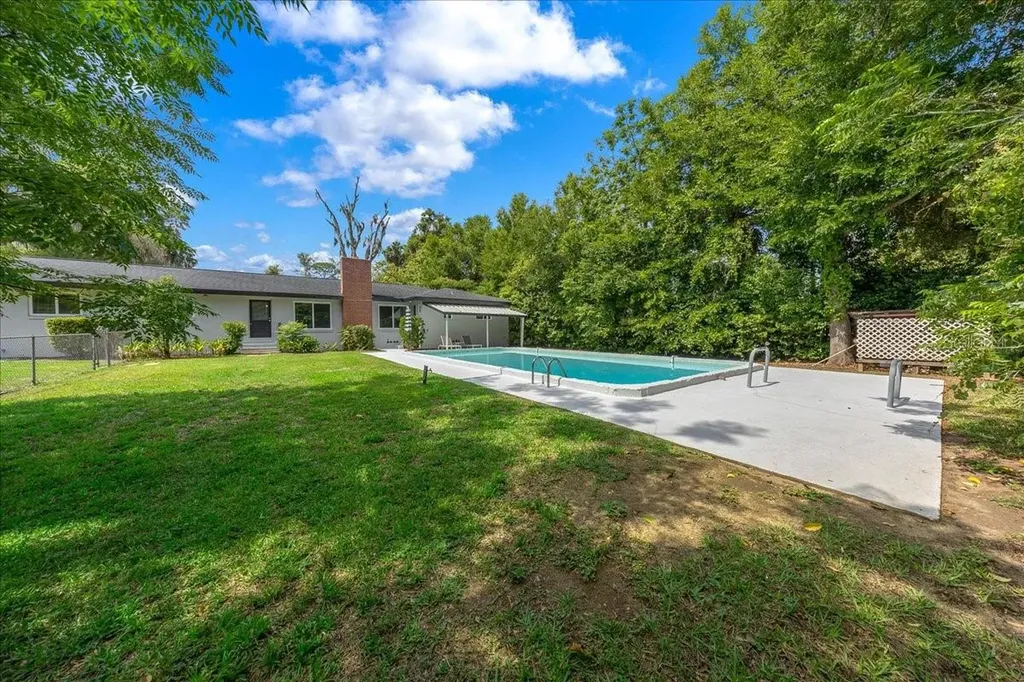 2333 E Fort King Street Ocala FL 34471
