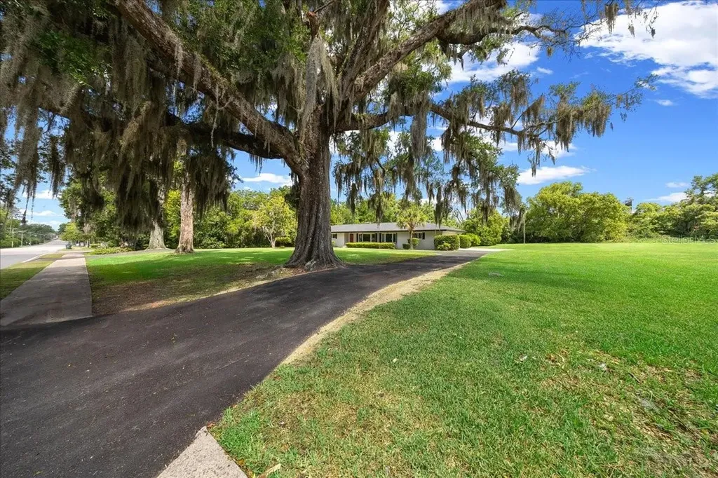 2333 E Fort King Street Ocala FL 34471