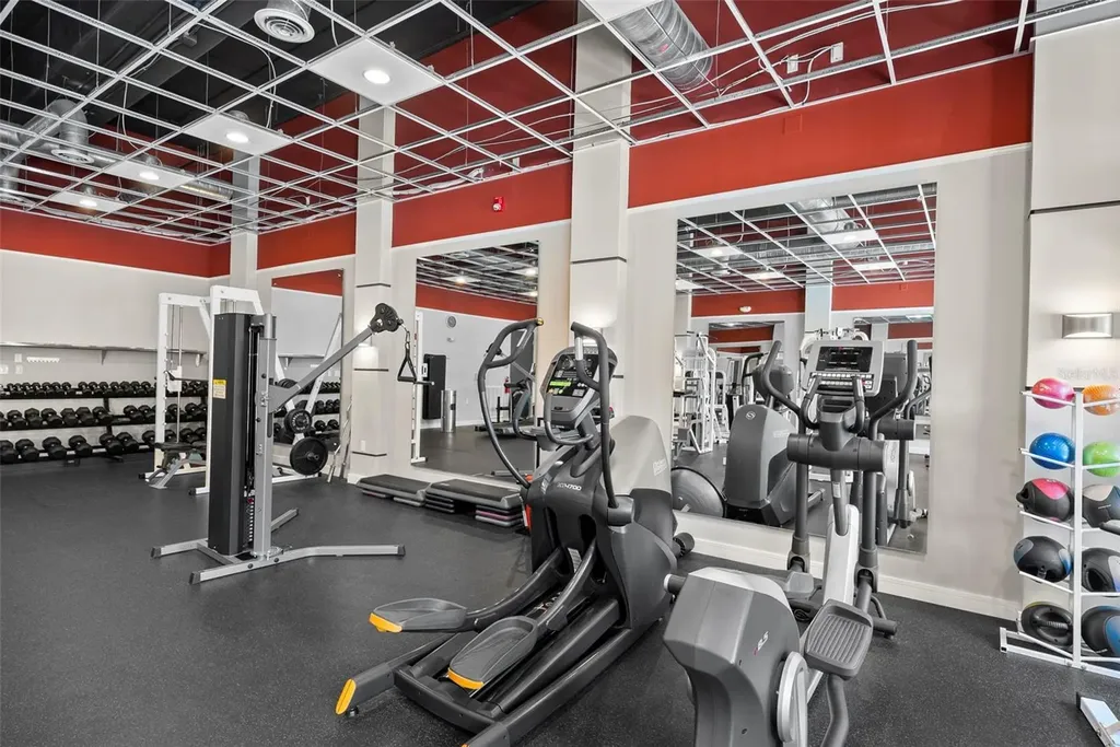 175 2nd Street S St Petersburg FL 33701