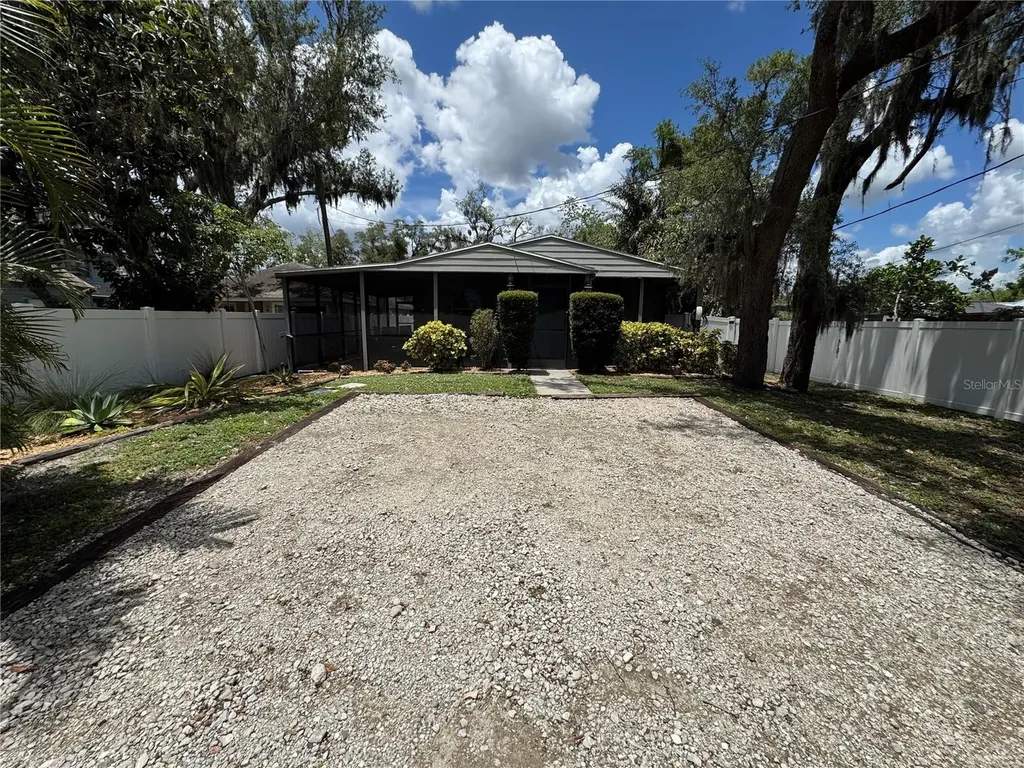 2751 72nd Avenue Drive E Sarasota FL 34243