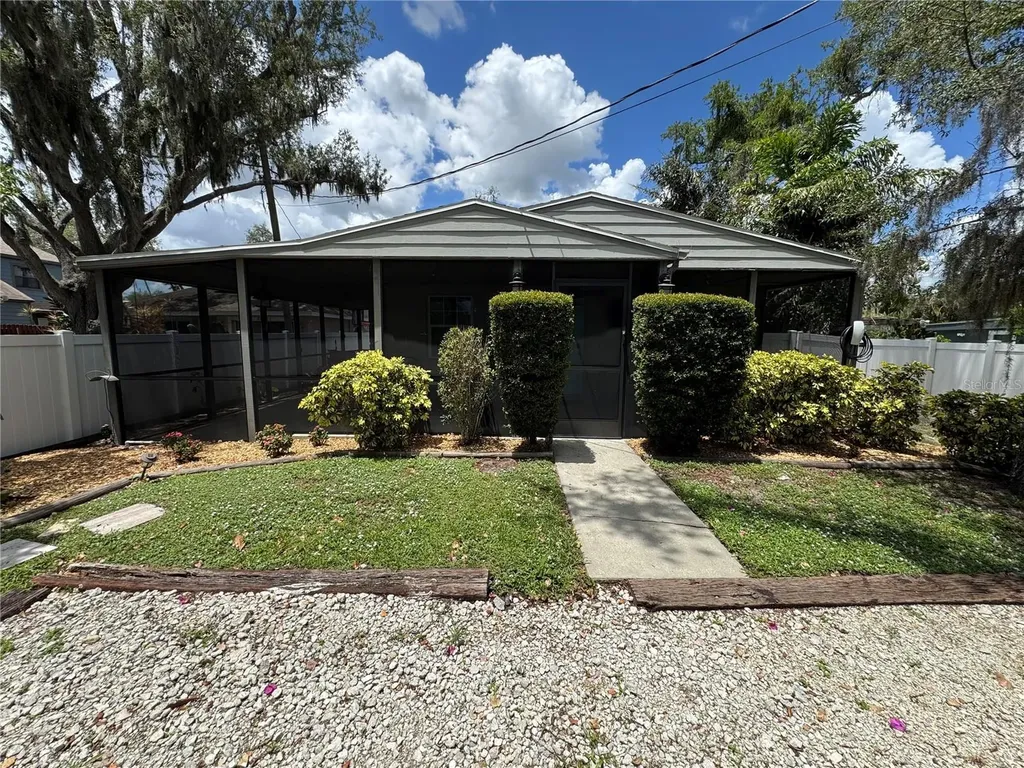 2751 72nd Avenue Drive E Sarasota FL 34243