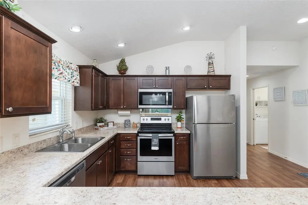 7372 SE 168th Mitzi Street The Villages FL 32162