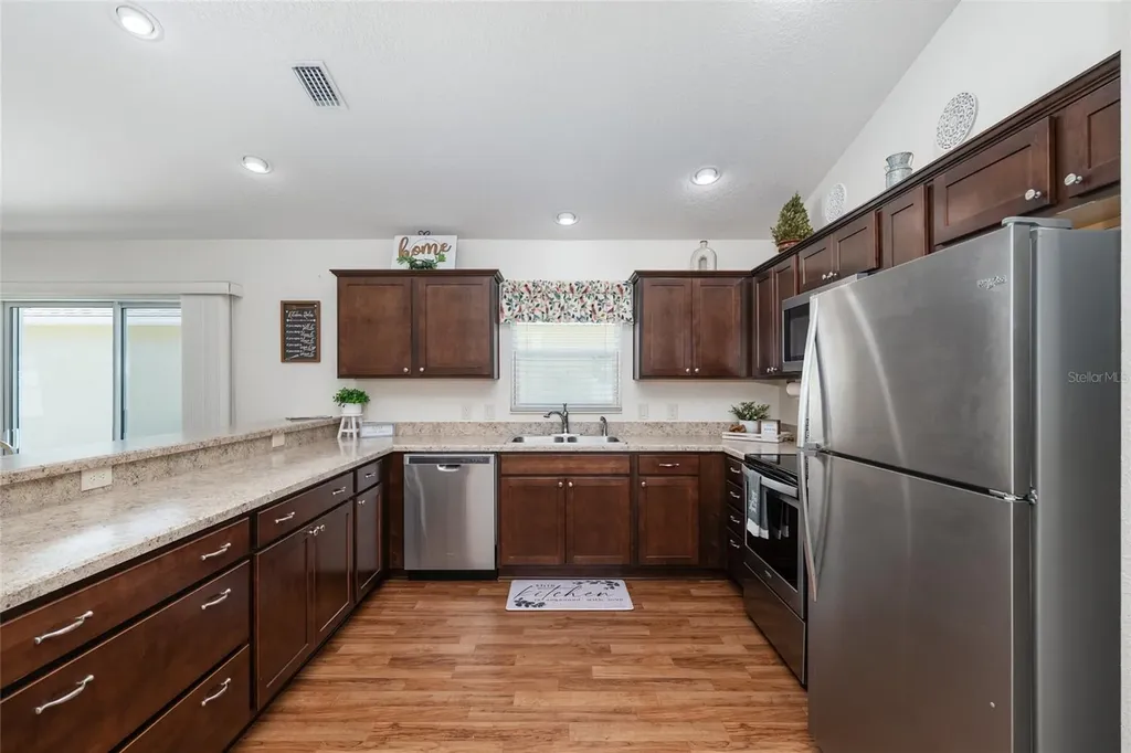 7372 SE 168th Mitzi Street The Villages FL 32162