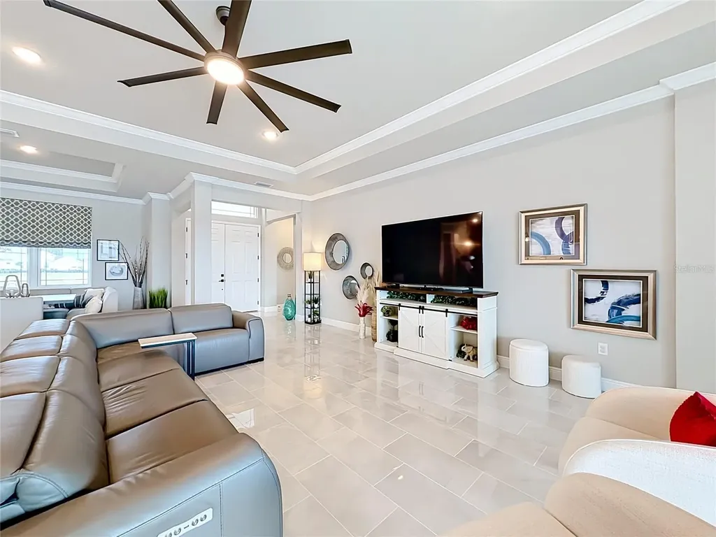 8598 Bridgeport Bay Circle Mount Dora FL 32757
