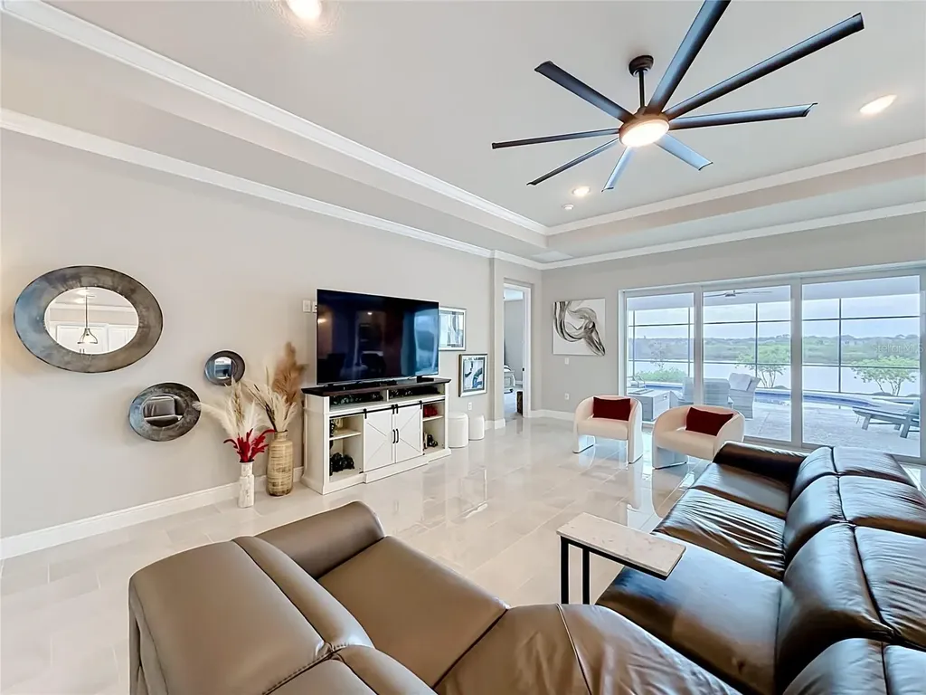 8598 Bridgeport Bay Circle Mount Dora FL 32757
