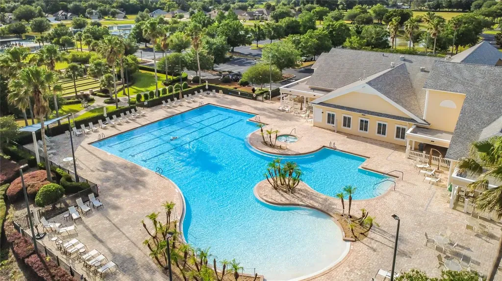 8598 Bridgeport Bay Circle Mount Dora FL 32757