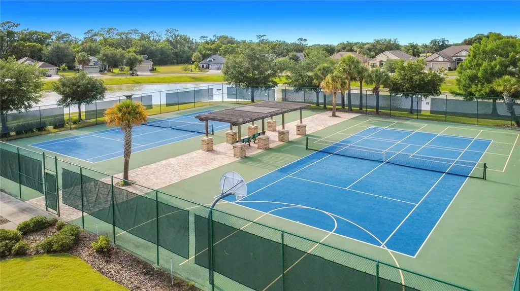 8598 Bridgeport Bay Circle Mount Dora FL 32757
