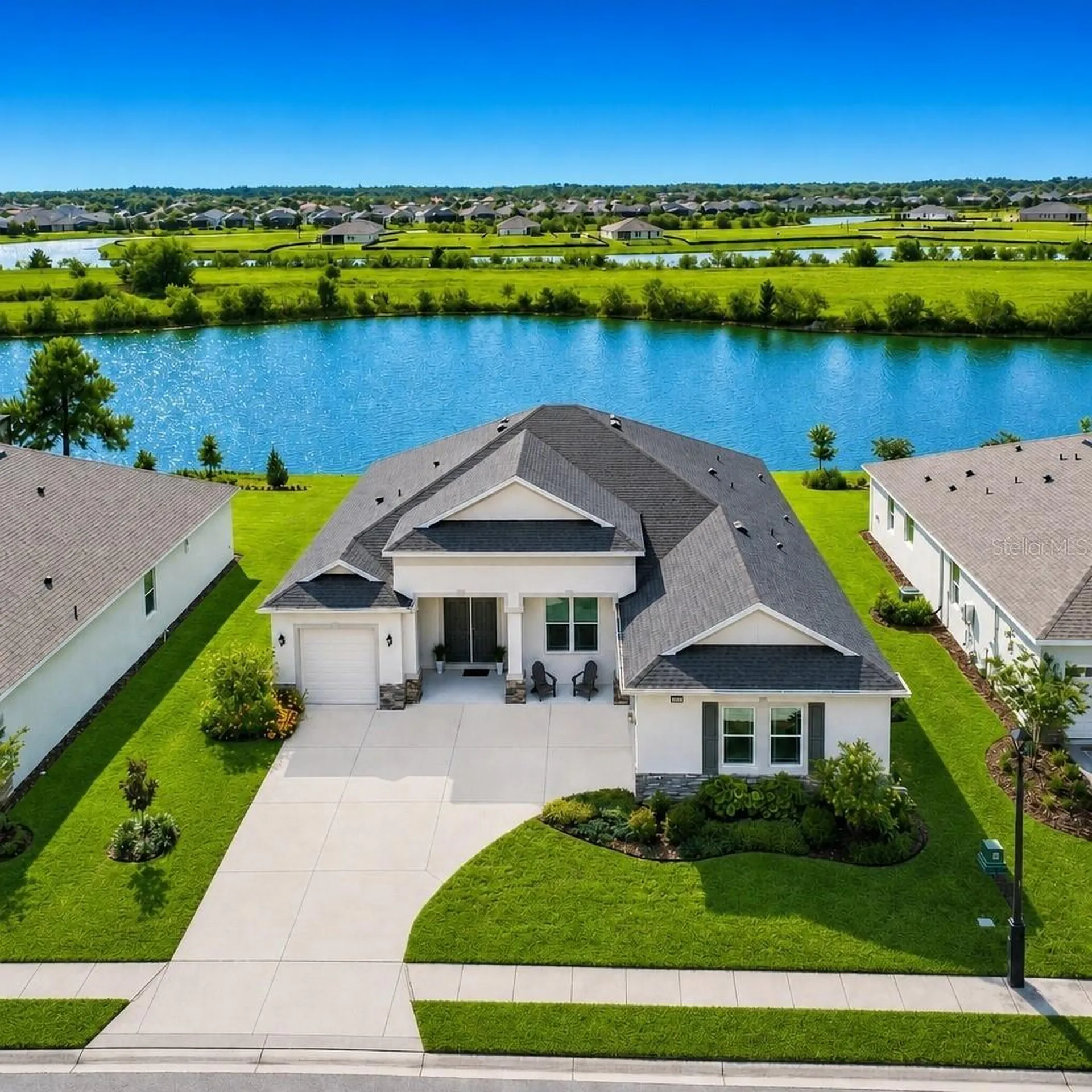 8598 Bridgeport Bay Circle Mount Dora FL 32757