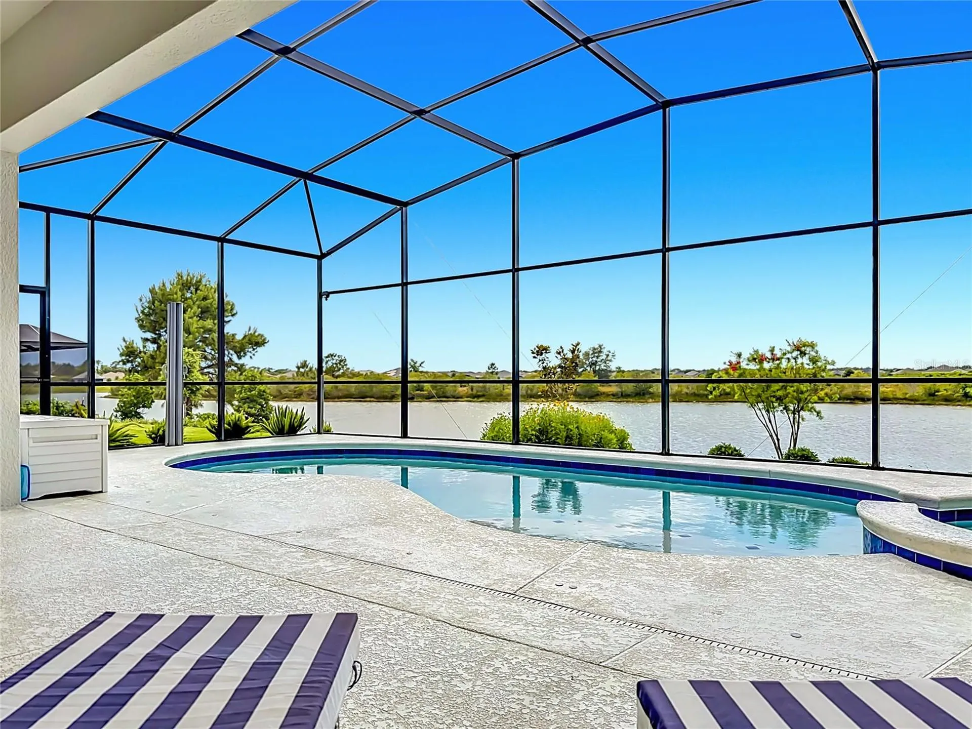 8598 Bridgeport Bay Circle Mount Dora FL 32757