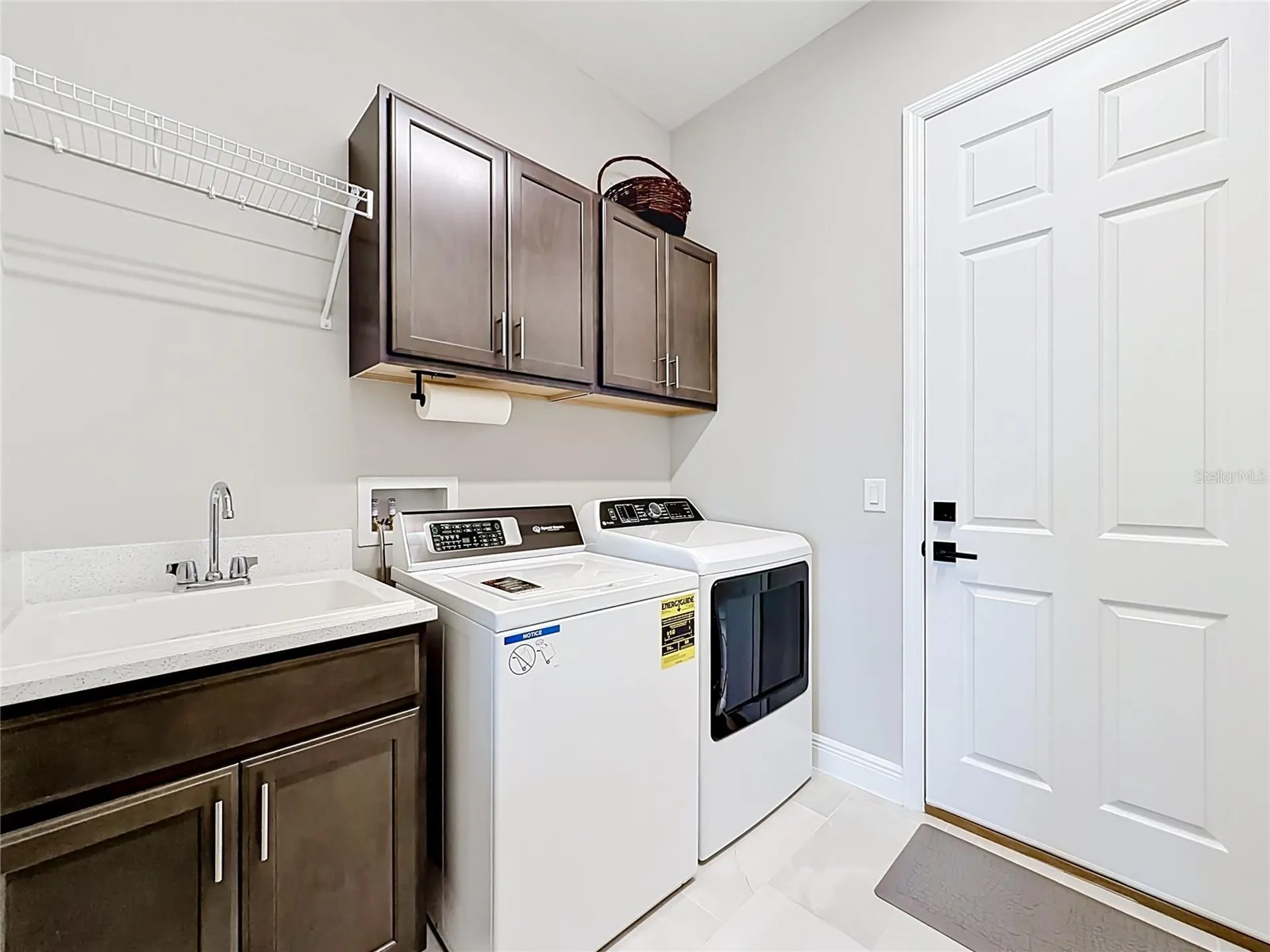 8598 Bridgeport Bay Circle Mount Dora FL 32757