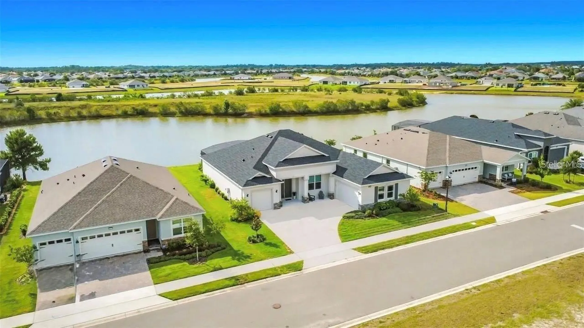 8598 Bridgeport Bay Circle Mount Dora FL 32757