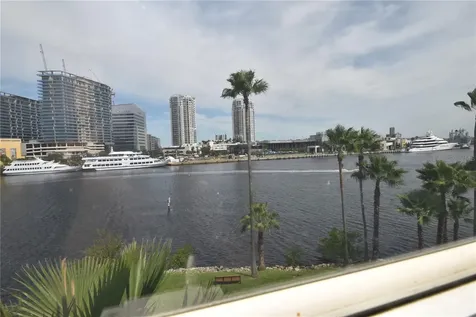 702 Coral Reef Drive Tampa FL 33602