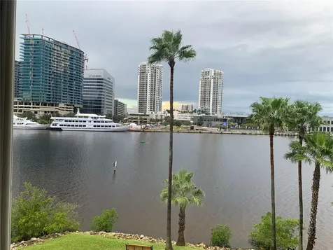 702 Coral Reef Drive Tampa FL 33602