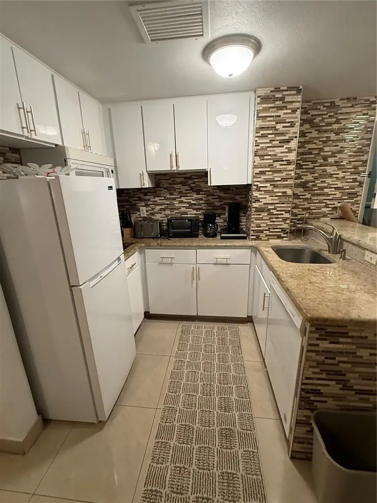 6165 Carrier Drive Orlando FL 32819