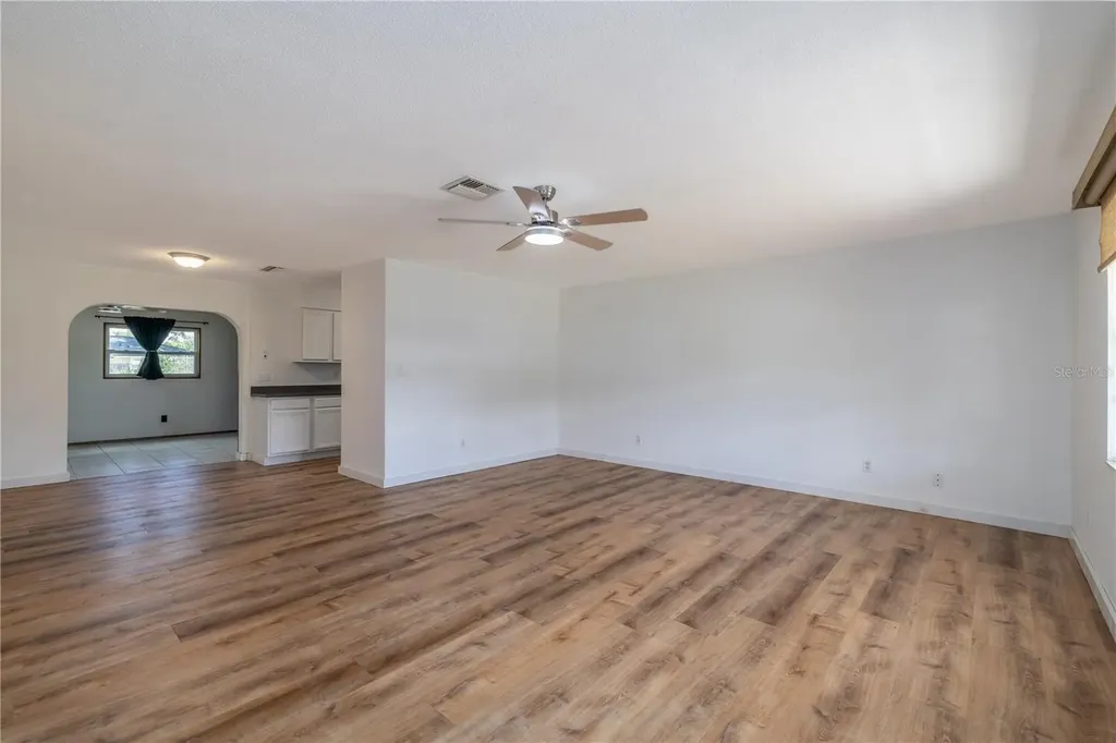 12 Azalea Drive Daytona Beach FL 32124