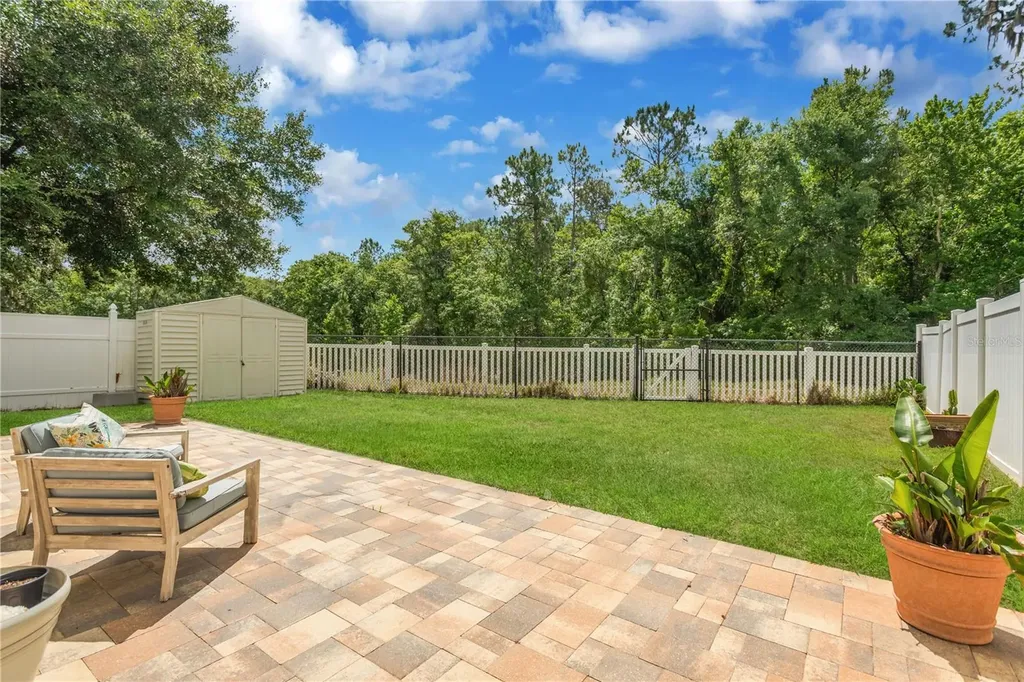 6012 Kiteridge Drive Lithia FL 33547