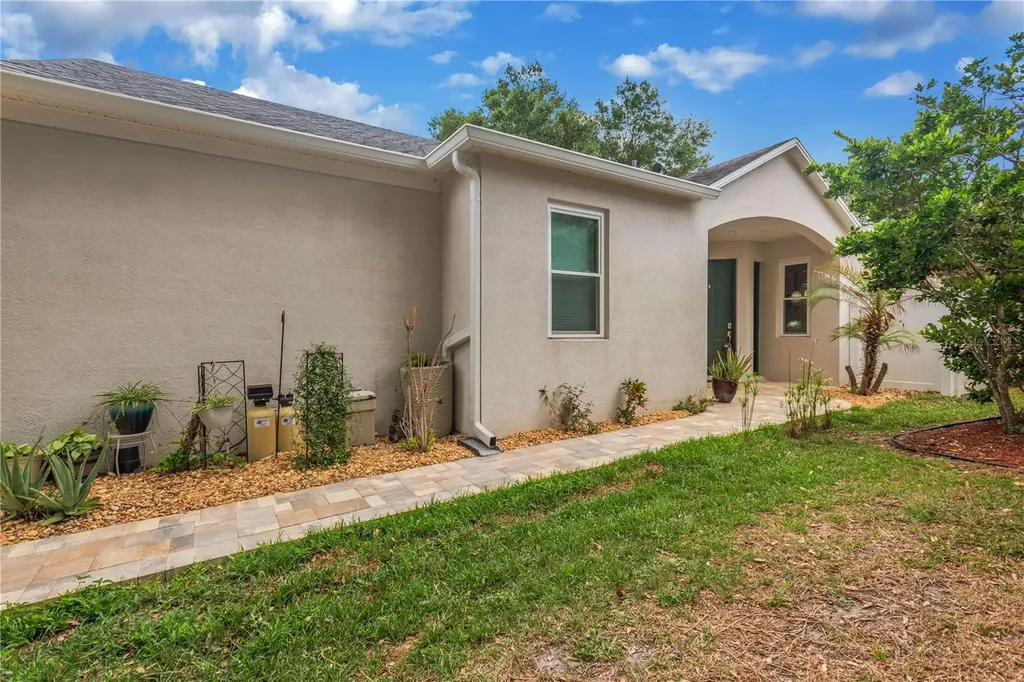 6012 Kiteridge Drive Lithia FL 33547