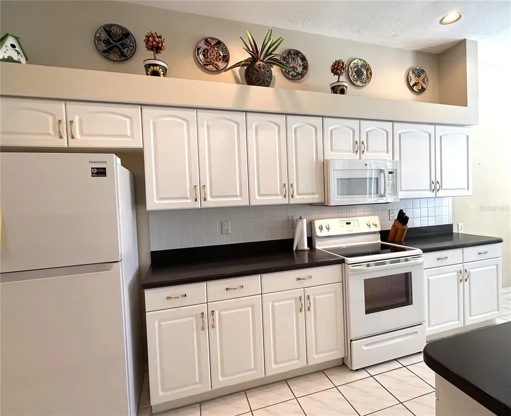 6800 Avenida Marbella Sarasota FL 34238