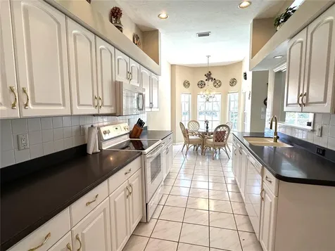6800 Avenida Marbella Sarasota FL 34238