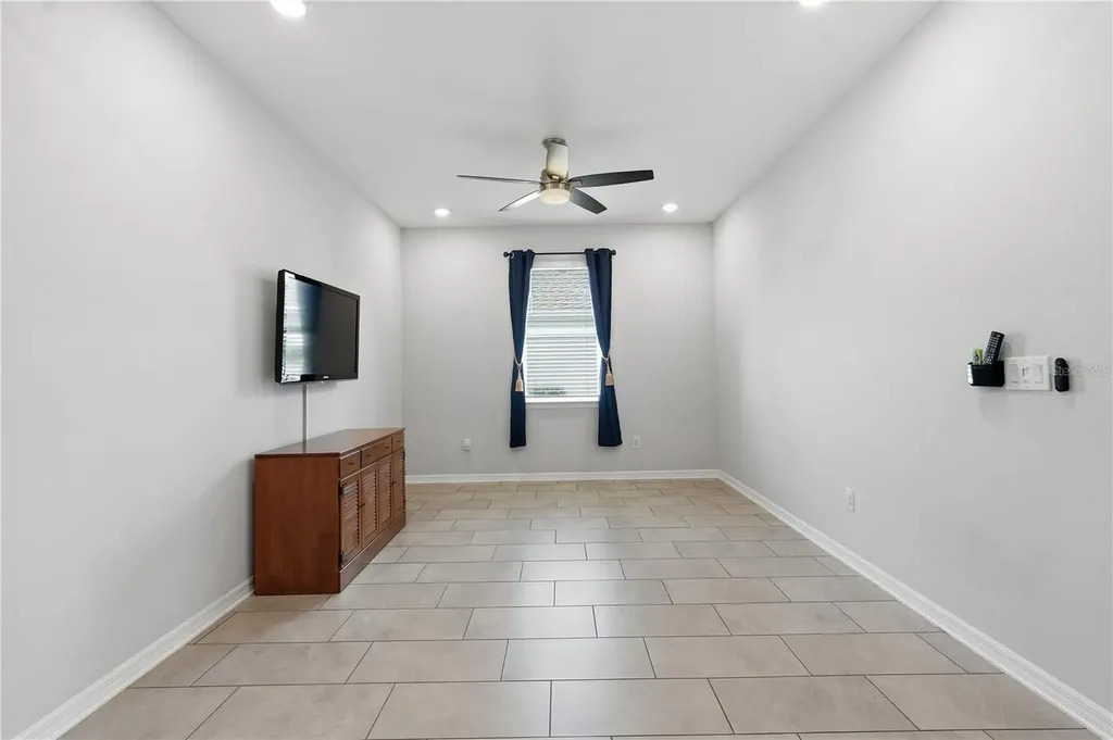 13212 Saw Palm Creek Trail Bradenton FL 34211