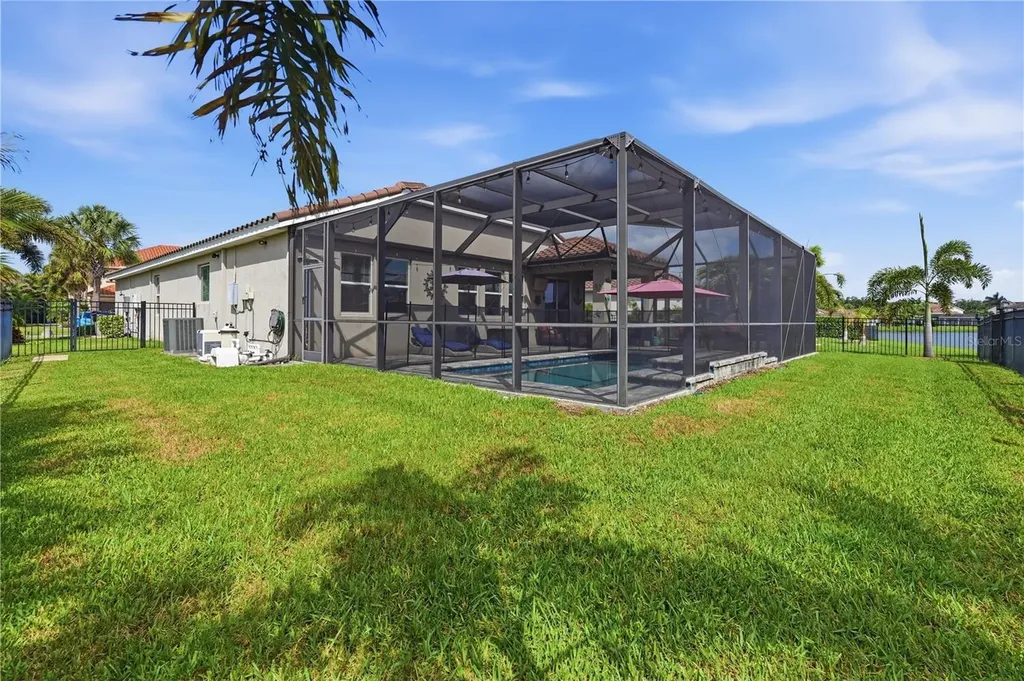 13212 Saw Palm Creek Trail Bradenton FL 34211