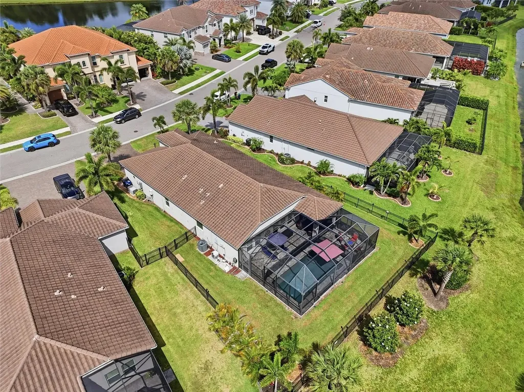 13212 Saw Palm Creek Trail Bradenton FL 34211