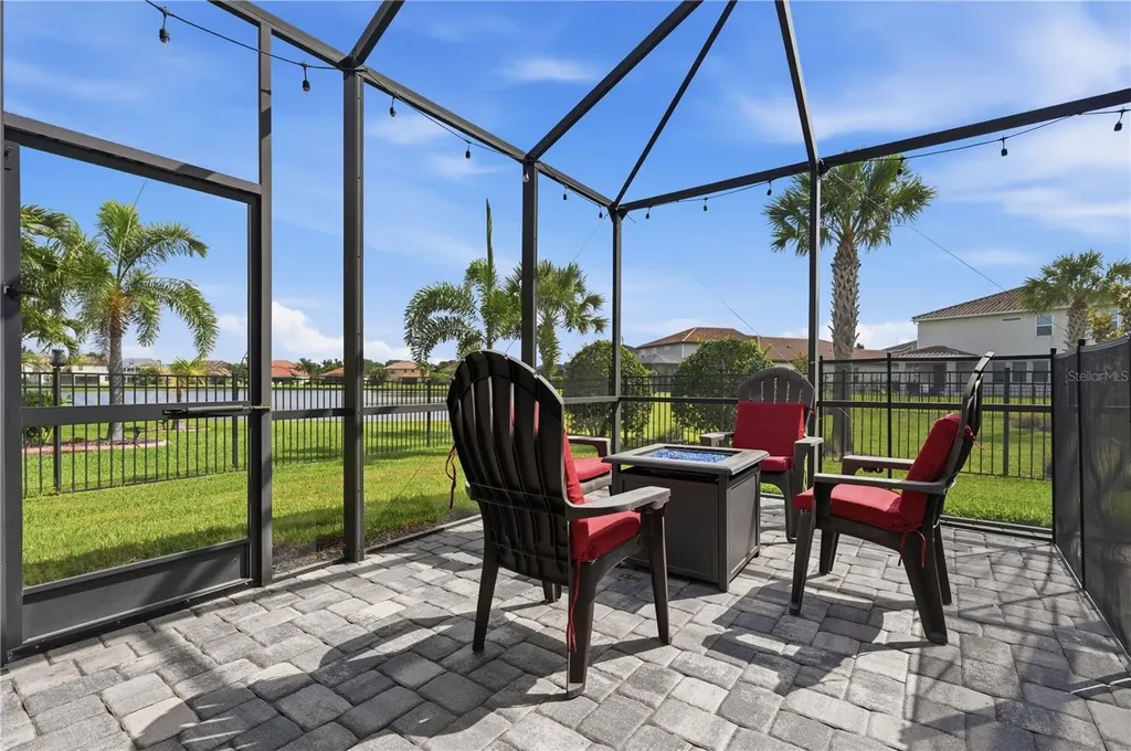 13212 Saw Palm Creek Trail Bradenton FL 34211