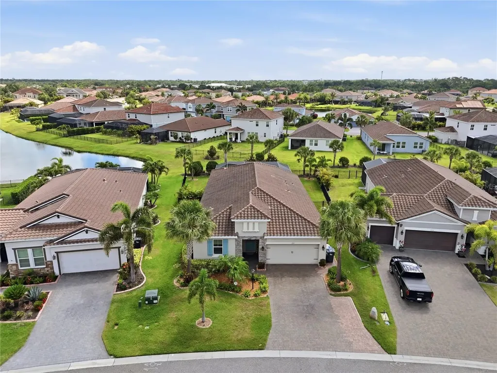 13212 Saw Palm Creek Trail Bradenton FL 34211