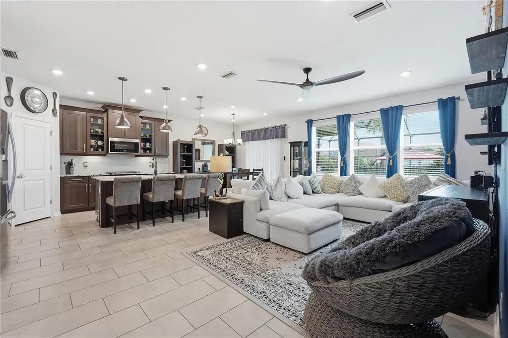 13212 Saw Palm Creek Trail Bradenton FL 34211