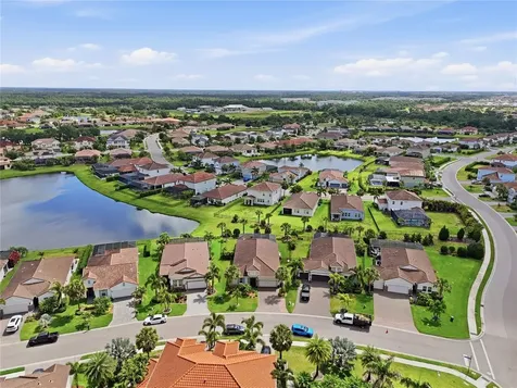 13212 Saw Palm Creek Trail Bradenton FL 34211