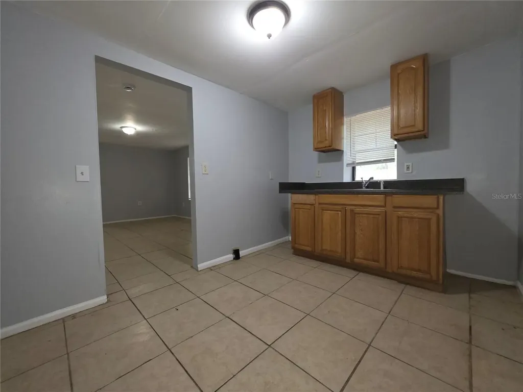 502 SE 9th Street Gainesville FL 32601