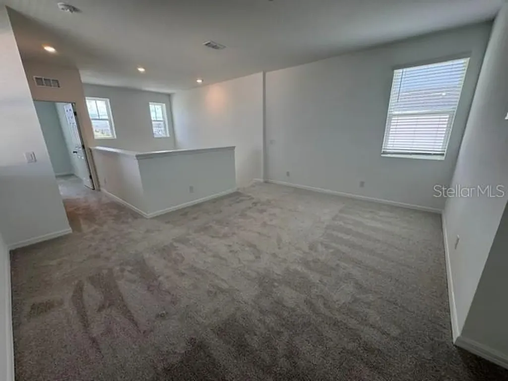423 Oak Flat Alley Groveland FL 34736