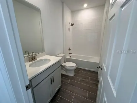 423 Oak Flat Alley Groveland FL 34736