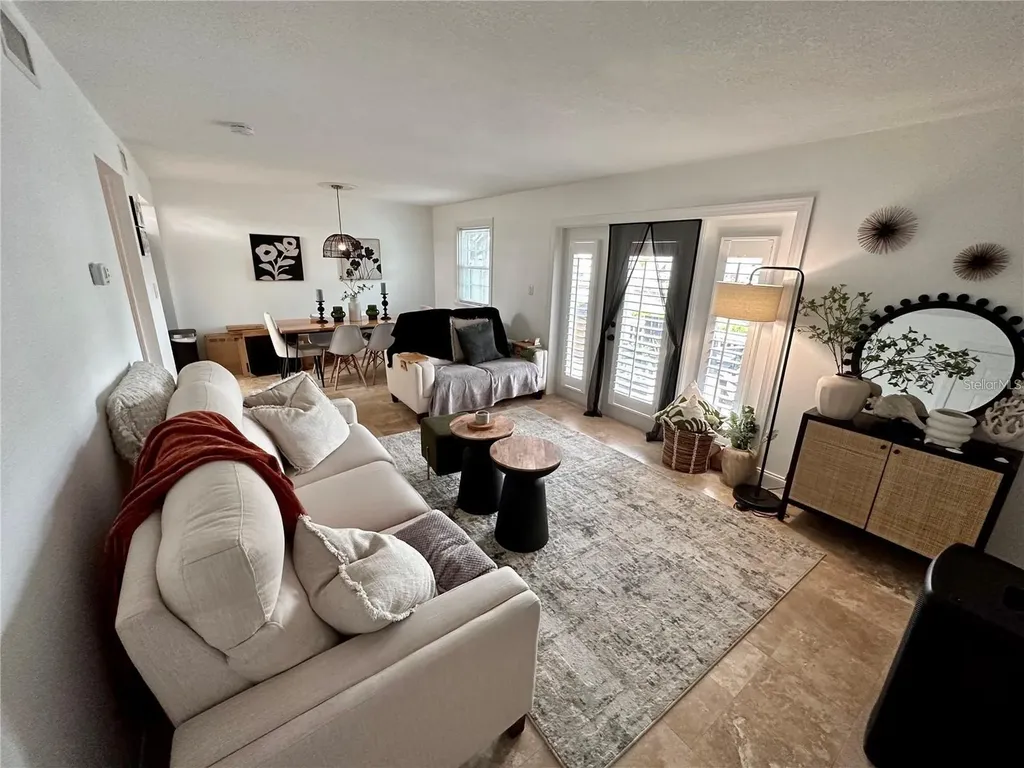 5070 Beach Drive SE St Petersburg FL 33705
